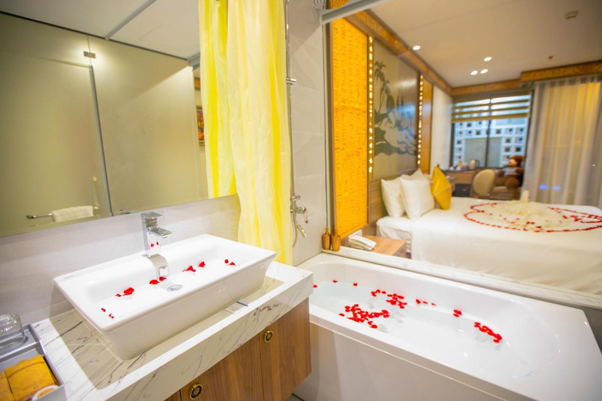 Pharaoh Boutique Hotel Danang Exterior photo